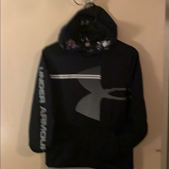 Boys under armor - Picture 1 of 1